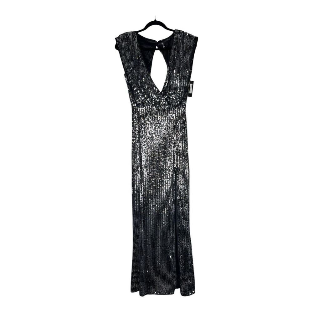 NWT‎ Old Hollywood Inspired Black Sequined Cap Sleeve Deep Plunge Neckline Gown